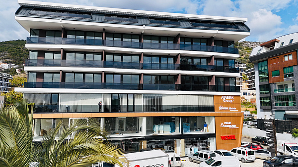 1 NEW LEVEL KLEOPATRA